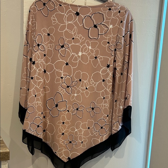 Alfani Floral Blouse - Rose and Black - Picture 4 of 5
